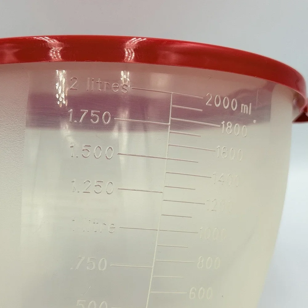 VTG Tupperware 2L Batter Bowl Measuring Pitcher Red‎ Lid 500B-1 Mix Pour USA